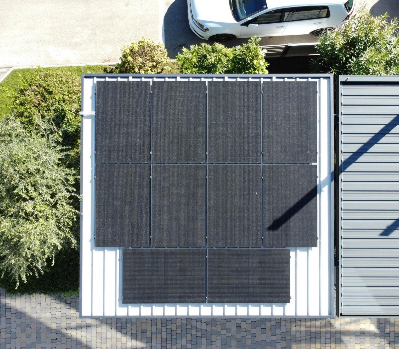 Carport_isoliert_PV_Unterstand_von_oben.jpg