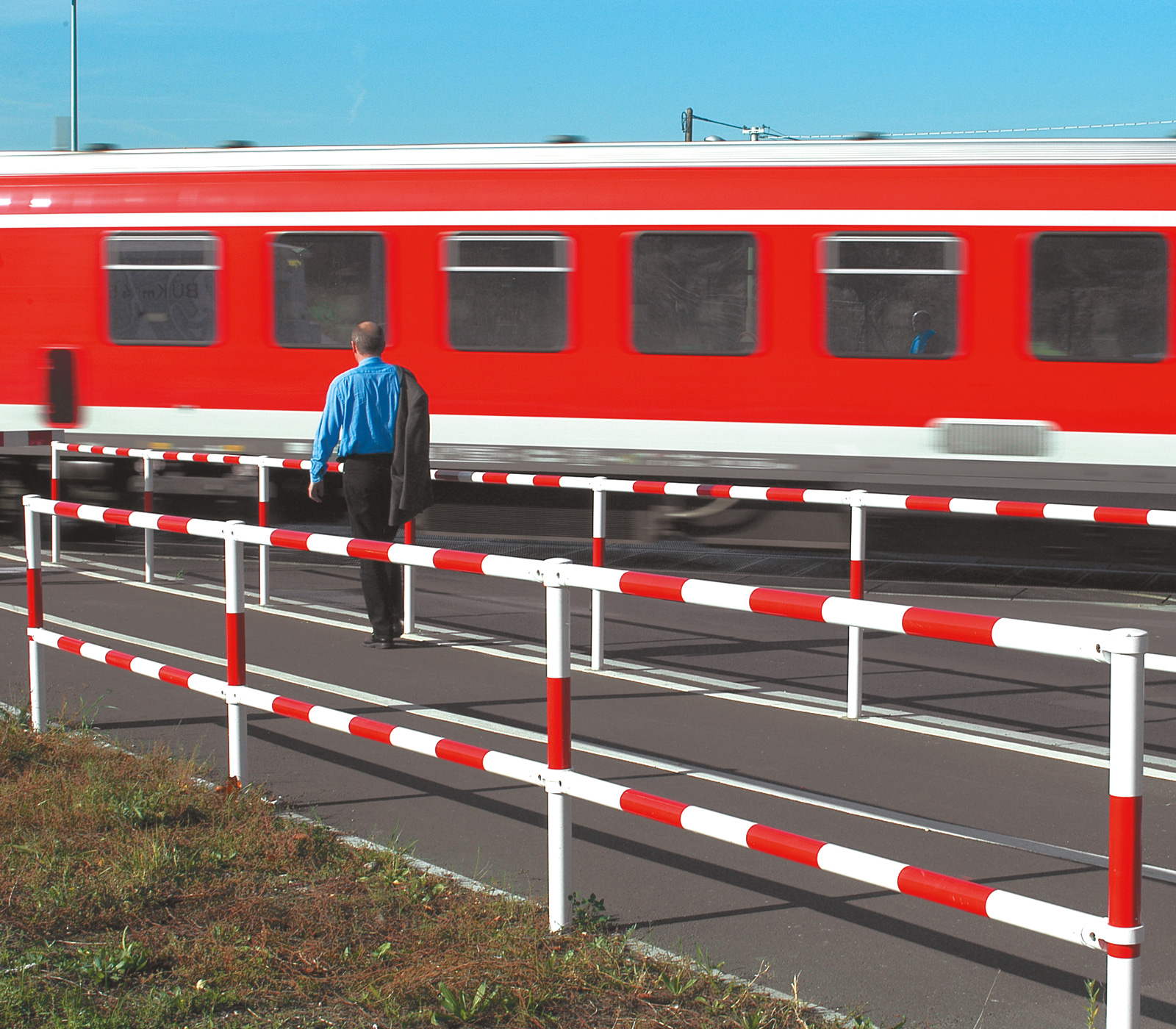 Systemgeländer mit flacher Kappe